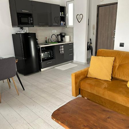 Deluxe Town Hall Square Flat In Historical Center 3 Corfu  المظهر الخارجي الصورة