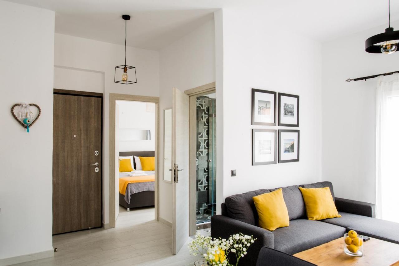 Deluxe Town Hall Square Flat In Historical Center 3 Corfu  المظهر الخارجي الصورة